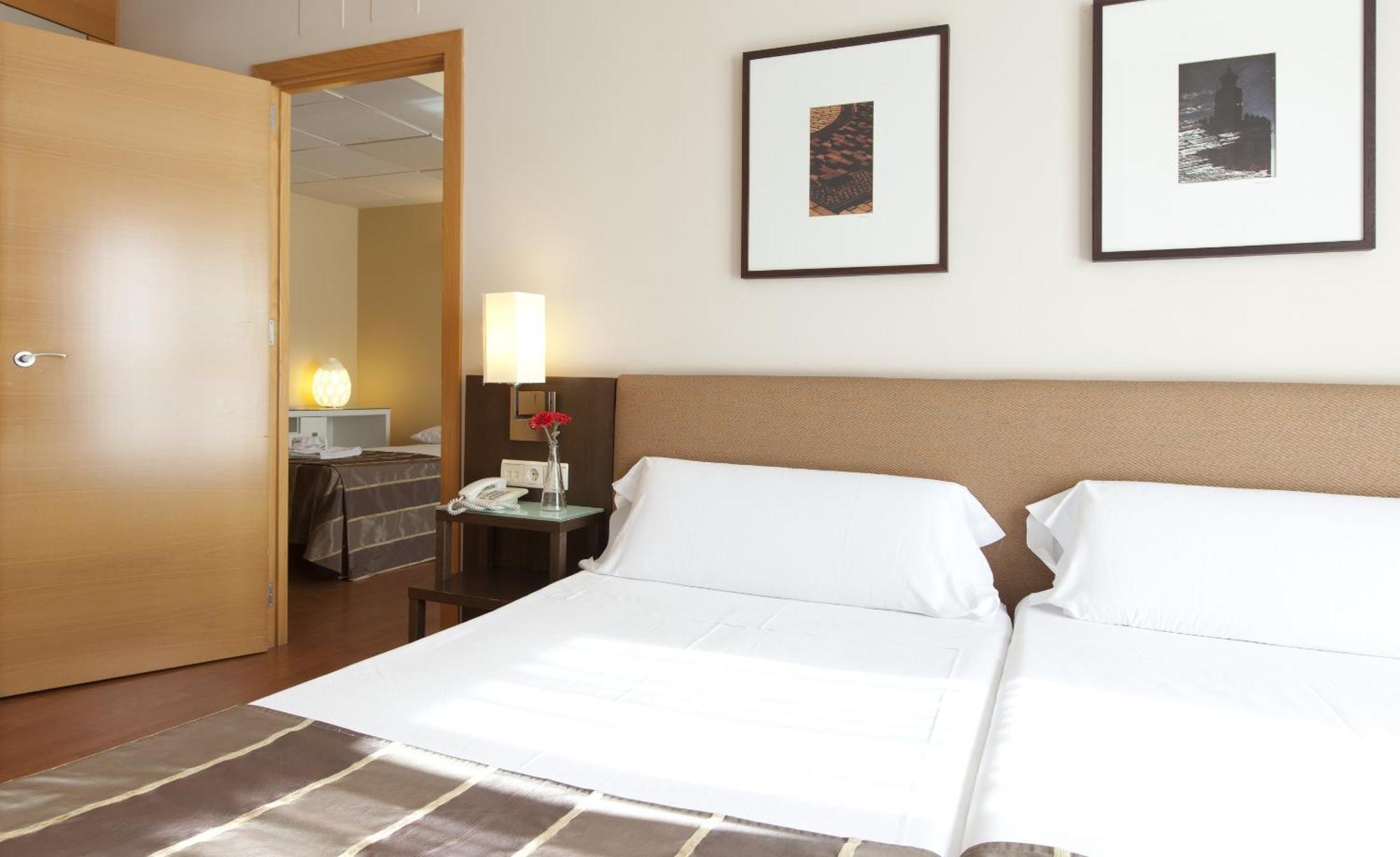 Vertice Sevilla Room photo