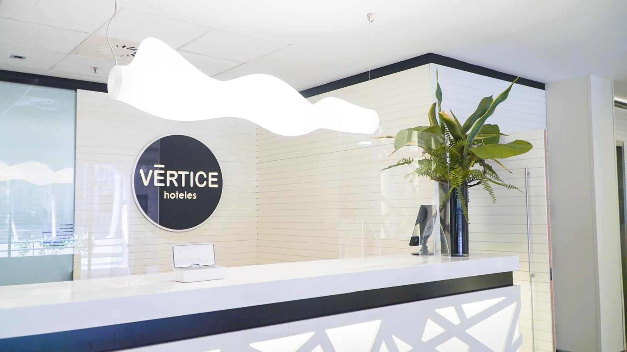 Vertice Sevilla Exterior photo